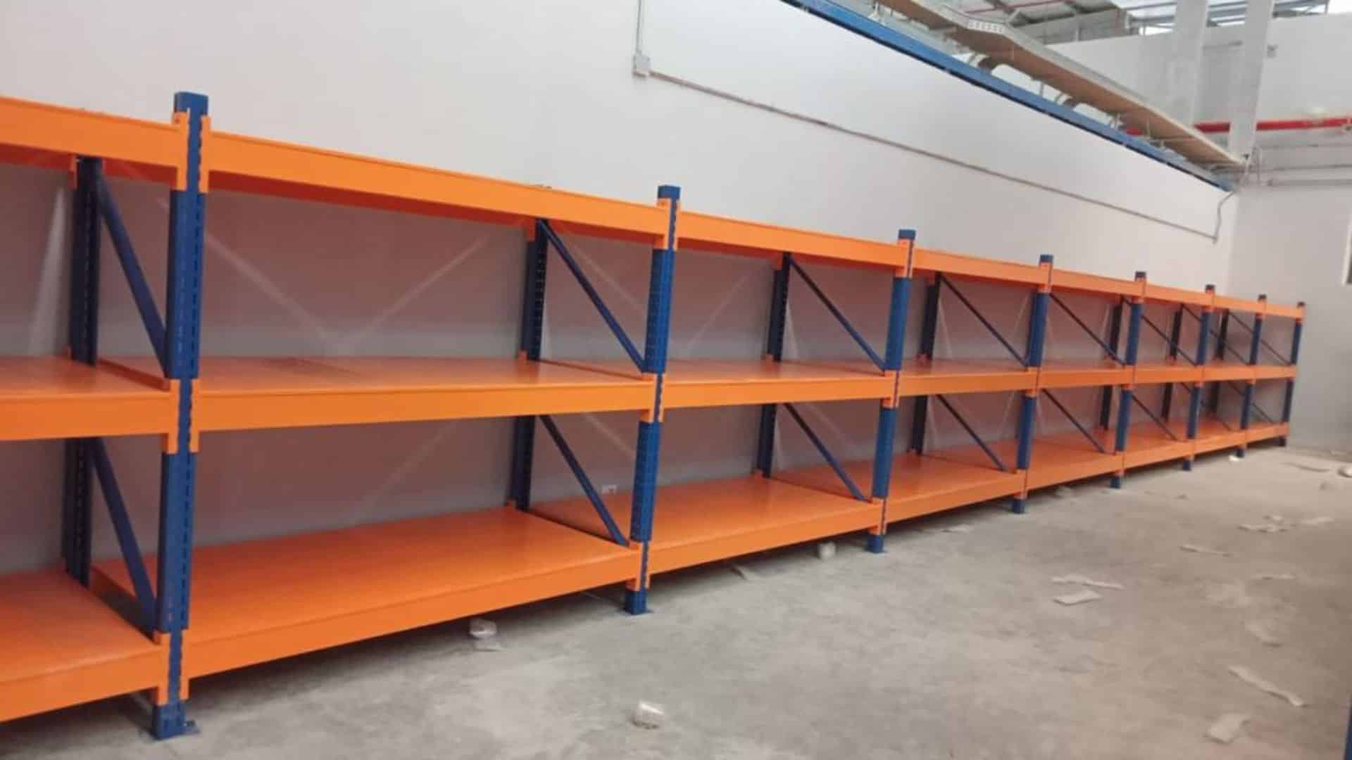 Long-span shelves