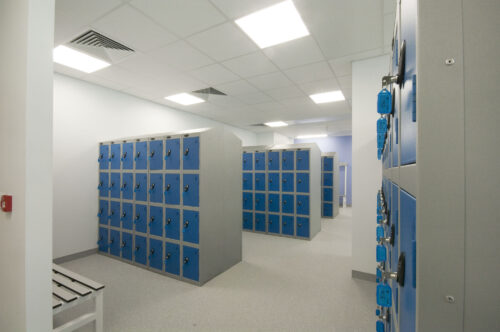 metal lockers for employees